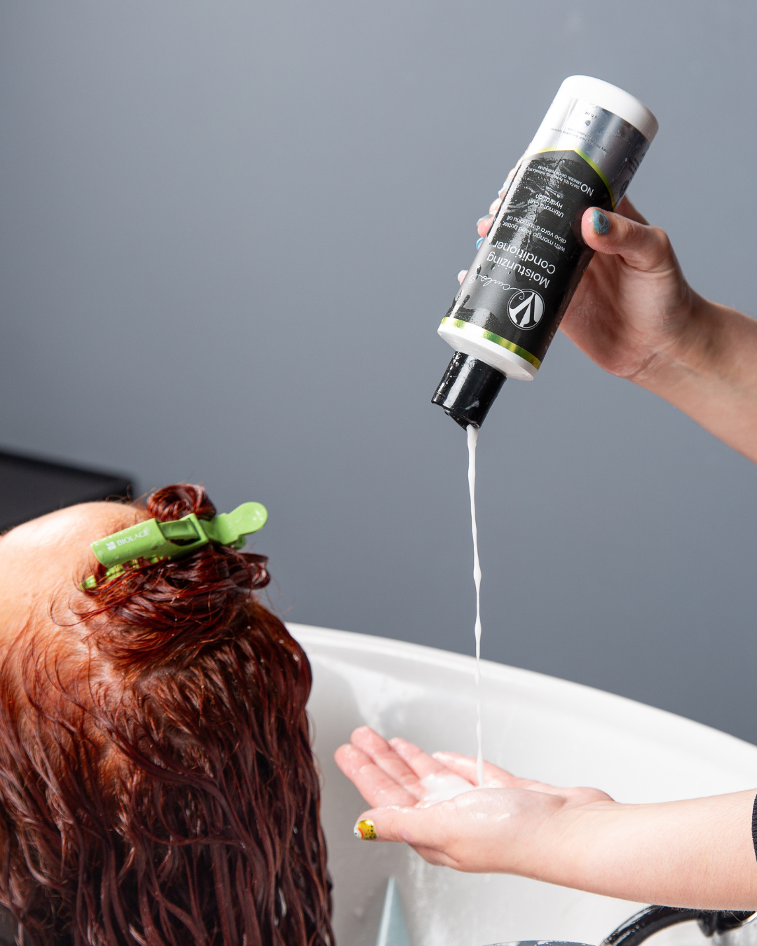 VCurls Moisturizing Conditioner